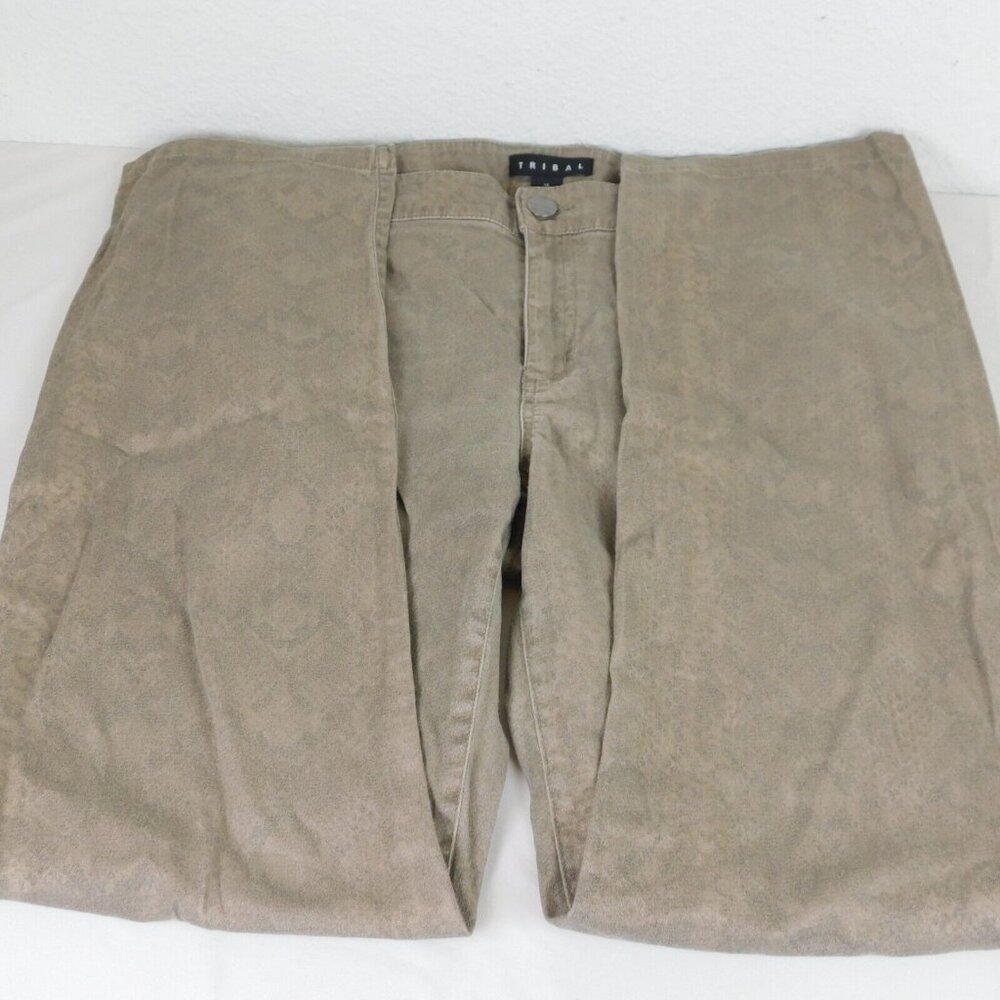 Tribal Brand Women Size 14 Pants Taupe Straight Cut Snake Skin Print Metallic - Picture 4 of 10